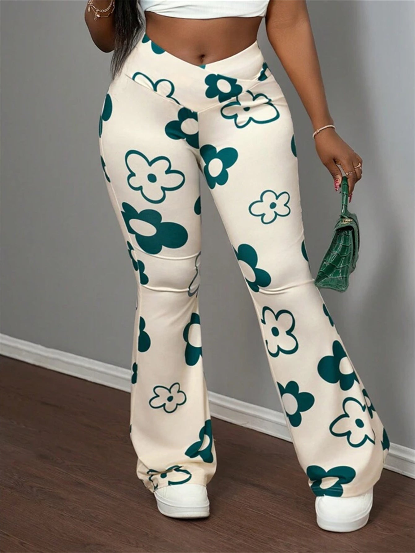 Layrix Retro Bloom Flare Pants