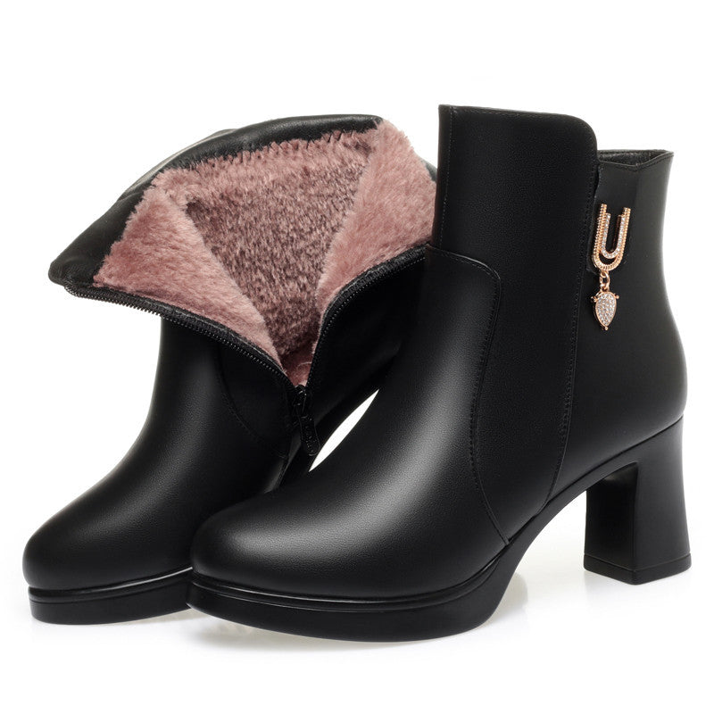 Layrix Noir Platform Winter Heel Boot