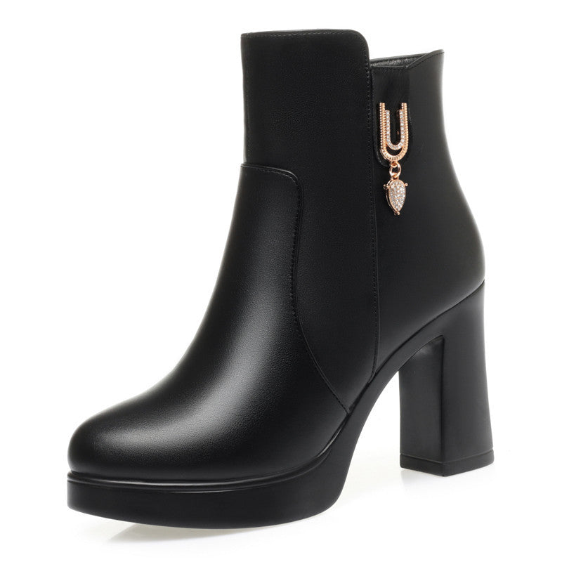 Layrix Noir Platform Winter Heel Boot